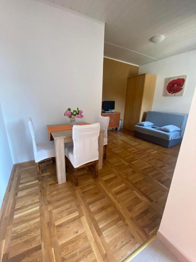 Duje & Roko Apartments 希贝尼克 外观 照片